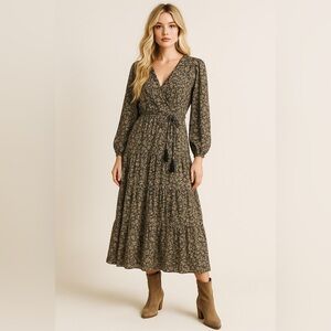 Hem & Thread Floral Tiered Boho Maxi Dress Long Sleeve Size Large NWT